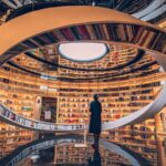 Shenzhen_s_New_Bookstore_Stuns_with_Mo_bius_Strip_Inspired_Design___