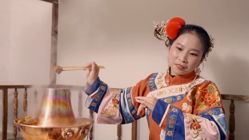 Sichuan_Foodie_Recreates_Ancient_New_Year_Feast____poster - 🌍NewspaperAmigo – Your Global News Buddy 🗞️ Sichuan_Foodie_Recreates_Ancient_New_Year_Feast___ video poster