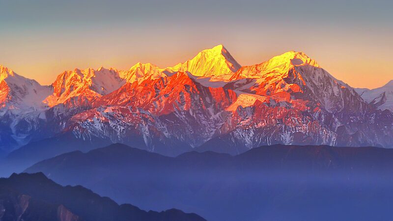 Sichuan_s_Hidden_Gem__Niubeishan_Offers_Stunning_Sunrise_Views____
