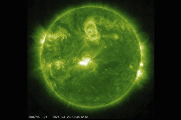 Solar Flare Sparks Geomagnetic Storm: Auroras Ahead! ๐โก Solar_Flare_Sparks_Geomagnetic_Storm__Auroras_Ahead____