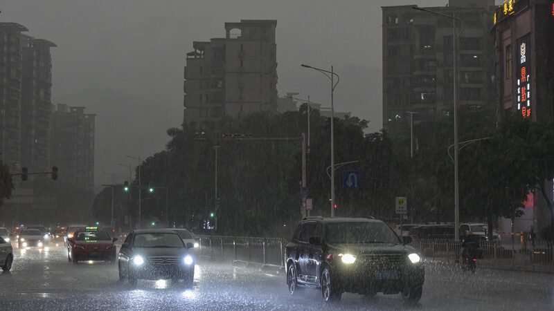 South_China_Prepares_for_Heavy_Rainfall_During_May_Day___