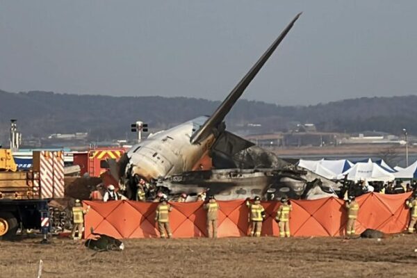 South Korea Mourns 179 Lives Lost in Deadly Plane Crash โ๏ธ๐๏ธ South_Korea_Mourns_179_Lives_Lost_in_Deadly_Plane_Crash_____