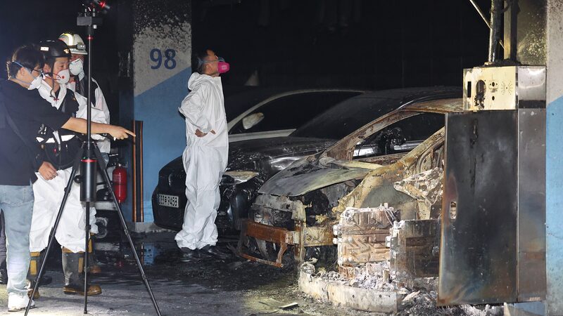 South_Korea_Revs_Up_EV_Battery_Safety_Rules_After_Fires___ - 🌍NewspaperAmigo – Your Global News Buddy 🗞️ South_Korea_Revs_Up_EV_Battery_Safety_Rules_After_Fires___