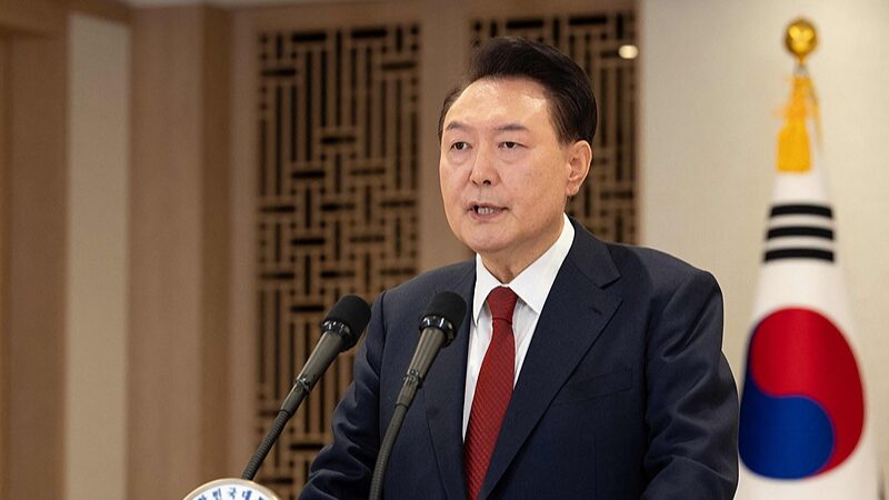 South_Korea_s_Ruling_Party_Leader_Urges_President_Yoon_s_Impeachment - 🌍NewspaperAmigo – Your Global News Buddy 🗞️ South_Korea_s_Ruling_Party_Leader_Urges_President_Yoon_s_Impeachment