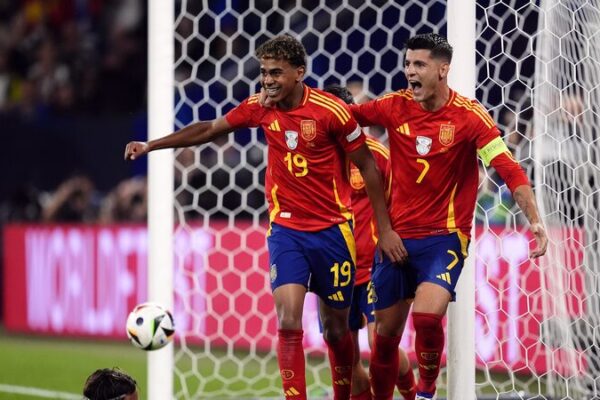 Spain Stuns Italy at Euro 2024 ⚽🔥 Advances to Knockout Stage! Spain_Stuns_Italy_at_Euro_2024____Advances_to_Knockout_Stage_