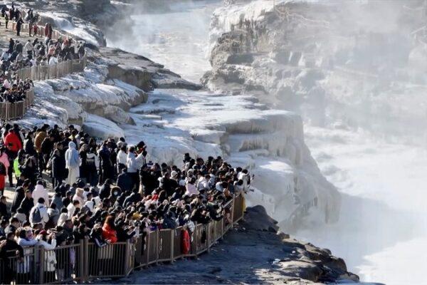 Spring Unleashes the Majestic Hukou Waterfall 🌊✨ Spring_Unleashes_the_Majestic_Hukou_Waterfall___ video poster