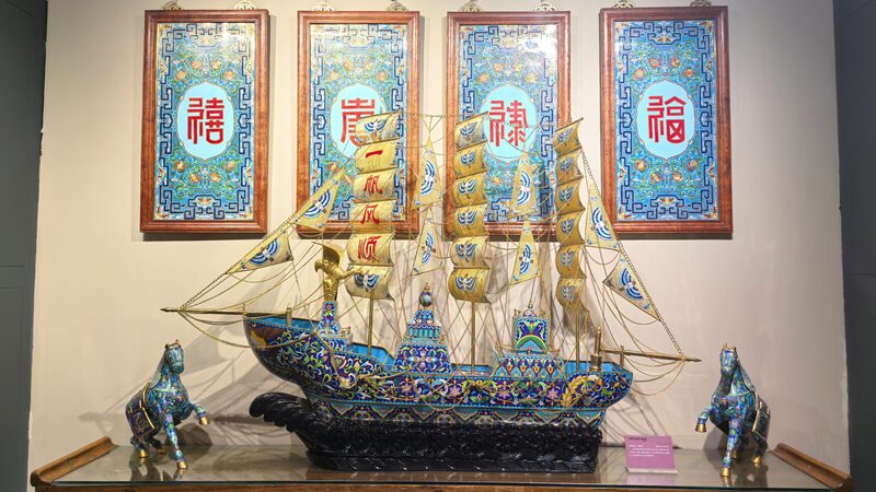 Step_Inside_Beijing_s_Cloisonne__Art_Museum___ - 🌍NewspaperAmigo – Your Global News Buddy 🗞️ Step_Inside_Beijing_s_Cloisonne__Art_Museum___