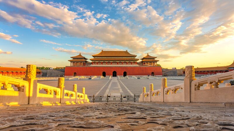 Step_Inside_History__The_Forbidden_City_s_Timeless_Legacy___ - 🌍NewspaperAmigo – Your Global News Buddy 🗞️ Step_Inside_History__The_Forbidden_City_s_Timeless_Legacy___