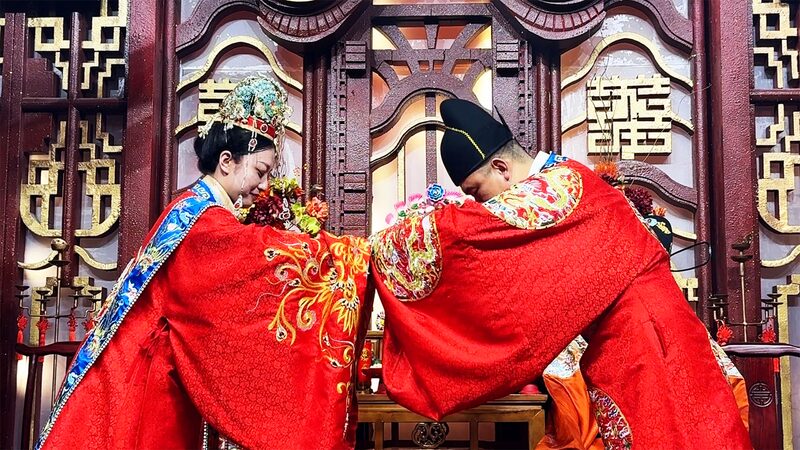 Step_into_Tradition__Experience_Authentic_Chinese_Weddings_in_Shanxi____poster - 🌍NewspaperAmigo – Your Global News Buddy 🗞️ Step_into_Tradition__Experience_Authentic_Chinese_Weddings_in_Shanxi___ video poster