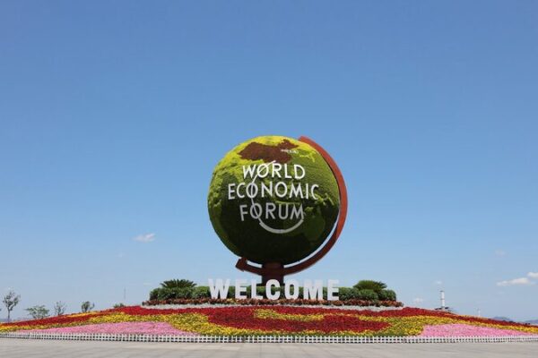 Summer Davos 2024 Goes Green 🌱💡 Summer_Davos_2024_Goes_Green___ video poster