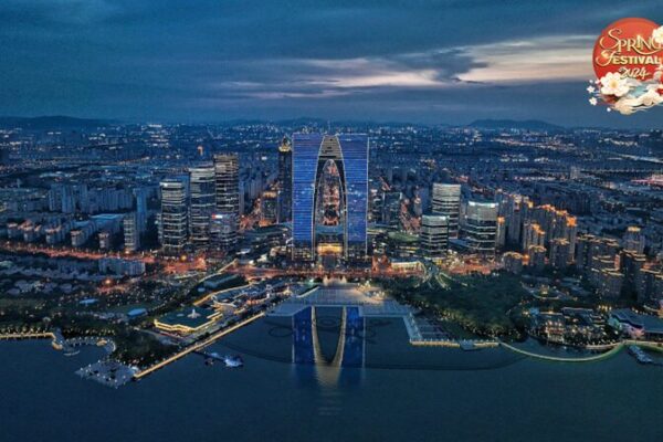 Suzhou_Shines__Stunning_Night_Views_during_Chinese_New_Year___ video poster