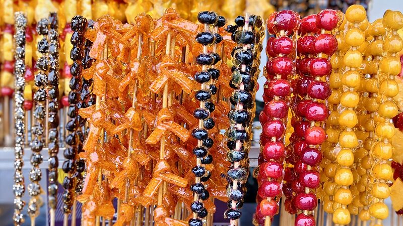 Sweet_Winter_Bites__Exploring_Harbin_s_Irresistible_Tanghulu_Treats____