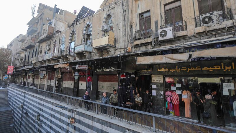 Syria_s_Power_Shift__Rebel_Leader_Sparks_Transition_Talks - 🌍NewspaperAmigo – Your Global News Buddy 🗞️ Syria_s_Power_Shift__Rebel_Leader_Sparks_Transition_Talks