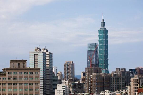 Taiwan Scholars Urge Caution Amid U.S. Strategy Risks ๐โ ๏ธ Taiwan_Scholars_Urge_Caution_Amid_U_S__Strategy_Risks____