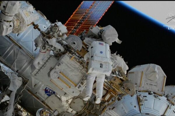 Tech Billionaire Makes History as First Private Spacewalker 🌌🚀 Tech_Billionaire_Makes_History_as_First_Private_Spacewalker___ video poster