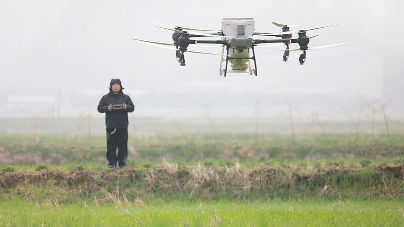 Tech_Driven_Farming__GPS_Tractors_Enhance_Spring_Planting_Across_China___
