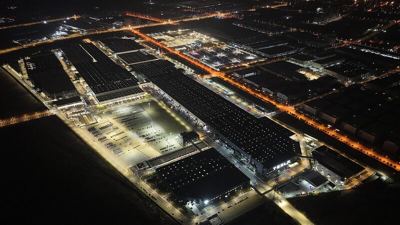 __Tesla_s_Shanghai_Megafactory_Set_to_Power_Up_by_Year_End___