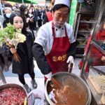 Tianshui_s_Spicy_Hot_Pot_Craze_Sizzles_Online____
