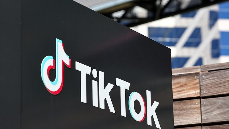 TikTok_Fights_U_S__Ban__Legal_Showdown_Heads_to_Supreme_Court___ - 🌍NewspaperAmigo – Your Global News Buddy 🗞️ TikTok_Fights_U_S__Ban__Legal_Showdown_Heads_to_Supreme_Court___