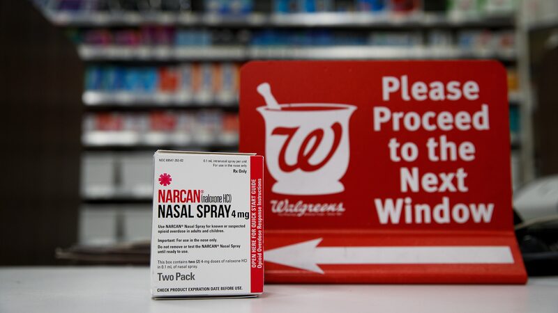 Trump_s_Tech_Summit__Aiming_to_Battle_Online_Fentanyl_Sales___