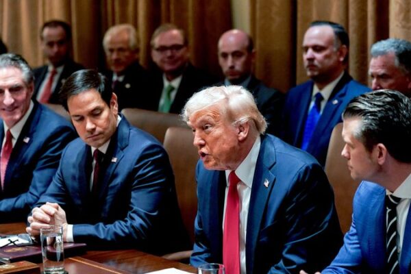 Trump’s Ukraine Deal Sparks Fears: What’s Next for Global Allies? 🌍 Trump_s_Ukraine_Deal_Sparks_Fears__What_s_Next_for_Global_Allies___