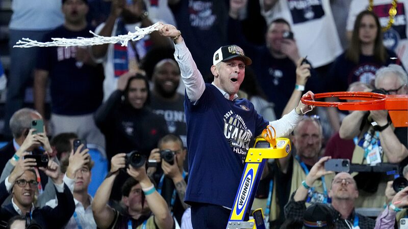UConn_s_Dan_Hurley_Declines__70M_Lakers_Offer_to_Chase_Third_NCAA_Title - 🌍NewspaperAmigo – Your Global News Buddy 🗞️ UConn_s_Dan_Hurley_Declines__70M_Lakers_Offer_to_Chase_Third_NCAA_Title