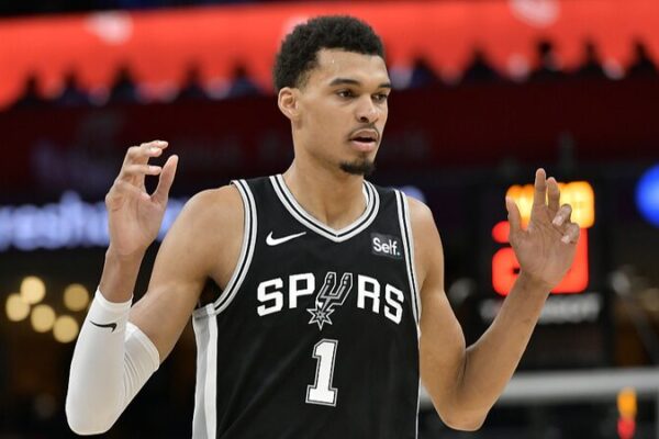 Victor Wembanyama Makes NBA History as First Rookie on All-Defensive First Team 🏀🌟 Victor_Wembanyama_Makes_NBA_History_as_First_Rookie_on_All_Defensive_First_Team___