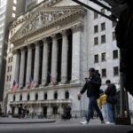 Wall_Street_Dips_as_Tariff_Fears_Shake_Markets___