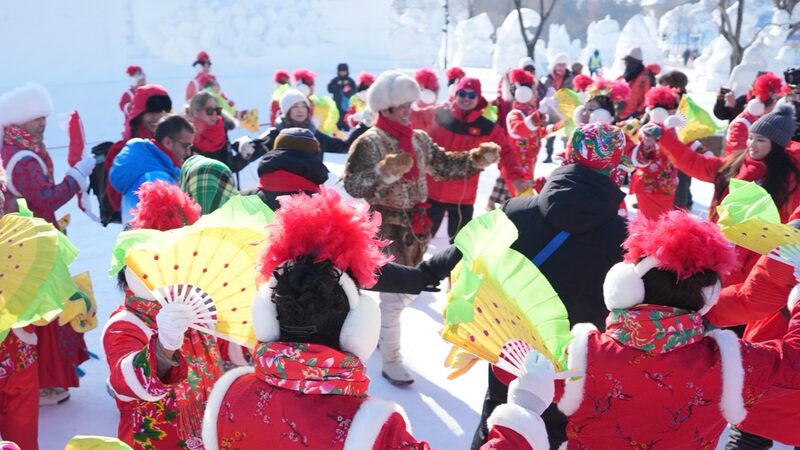 Winter_Asiad_Athletes_Embrace_Chinese_Culture_in_Harbin___