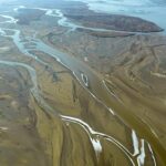 Winter_Sunlight_Reveals_Artistic_Riverbed_Patterns_on_Yellow_River