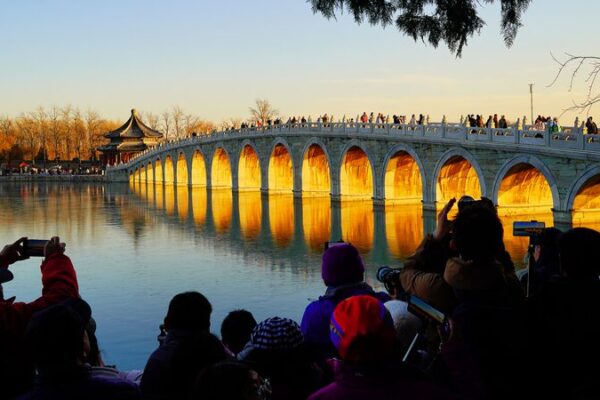 Winter Wonderland at Beijing’s Summer Palace 🌅❄️ Winter_Wonderland_at_Beijing_s_Summer_Palace____