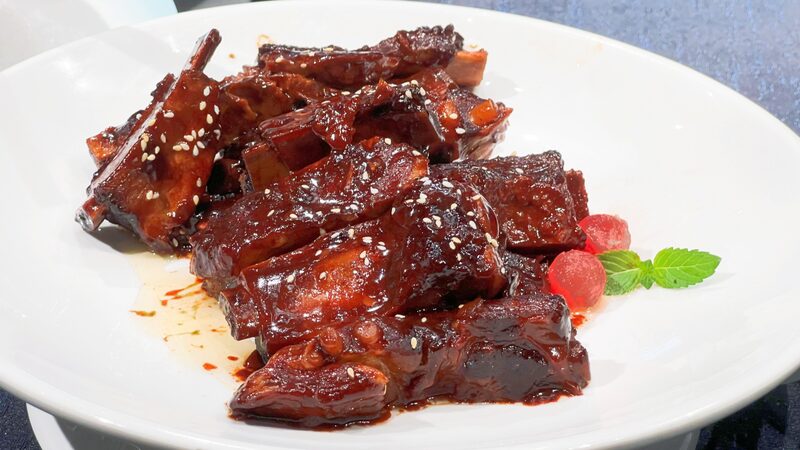 Wuxi_s_Sweet_Treats__Why_This_Chinese_City_is_a_Foodie_Paradise___ - 🌍NewspaperAmigo – Your Global News Buddy 🗞️ Wuxi_s_Sweet_Treats__Why_This_Chinese_City_is_a_Foodie_Paradise___