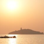 Wuxi_s_Yuantouzhu_Sunset_Stuns_Ahead_of_2025_Spring_Festival_Gala___