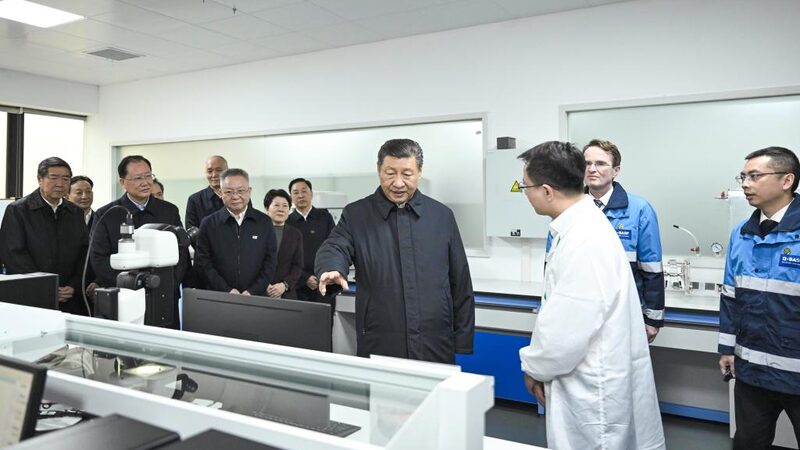 Xi_Inspects_Hunan__Backs_Innovation_Driven_Growth___
