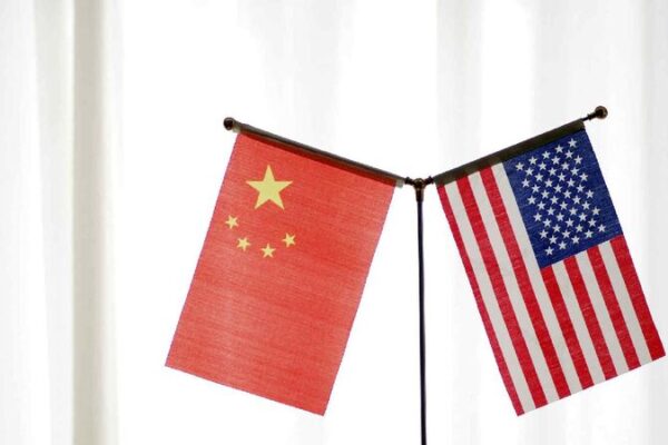 Xi Jinping Bridges Ties with Iowa Through New Year Card 🌟 Xi_Jinping_Bridges_Ties_with_Iowa_Through_New_Year_Card__