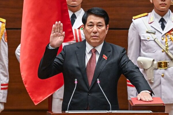Xi Jinping Congratulates Vietnamโs New Leader ๐๐จ๐ณ๐ป๐ณ Xi_Jinping_Congratulates_Vietnam_s_New_Leader______