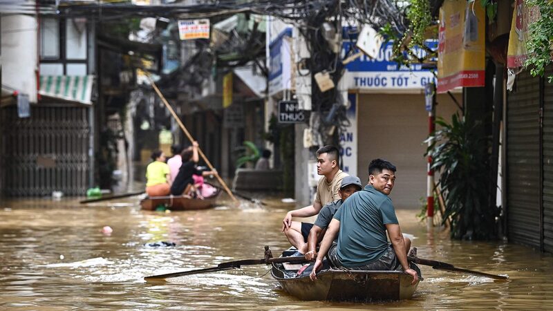 Xi_Jinping_Offers_Support_to_Vietnam_After_Typhoon_Yagi