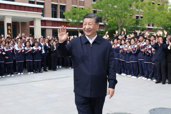 Xi Jinping’s Qinghai Tour: Education & Unity in Focus 🌏🏔️ Xi_Jinping_s_Qinghai_Tour__Education___Unity_in_Focus____