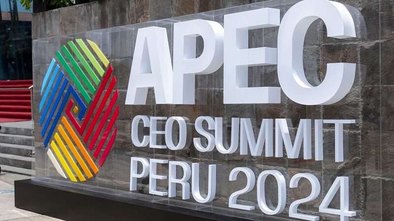 Xi_Stresses_Global_Economic_Unity_at_APEC_Summit___