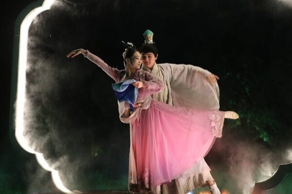 Xixi Tonight Revamps with Tech to Celebrate Hangzhou’s Song Culture 🎭✨ Xixi_Tonight_Revamps_with_Tech_to_Celebrate_Hangzhou_s_Song_Culture___