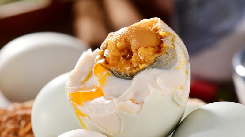 Yanfeng Salted Duck Eggs: Hainan’s Beloved Coastal Snack 🦆✨ Yanfeng_Salted_Duck_Eggs__Hainan_s_Beloved_Coastal_Snack___