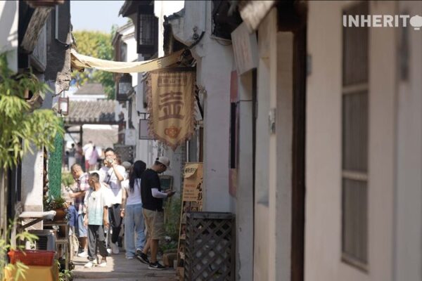Yixing’s Ancient South Street: Zisha Clay Craftsmanship 🏺✨ Yixing_s_Ancient_South_Street__Zisha_Clay_Craftsmanship___