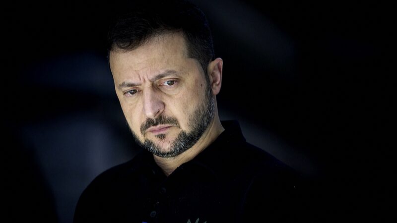 Zelenskyy_Eyes_2024_Peace_Talks_with_Russia___ - 🌍NewspaperAmigo – Your Global News Buddy 🗞️ Zelenskyy_Eyes_2024_Peace_Talks_with_Russia___