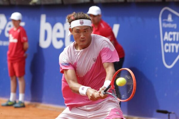 Zhang Zhizhen Storms Into Hamburg Open Quarterfinals 🎾🇨🇳 Zhang_Zhizhen_Storms_Into_Hamburg_Open_Quarterfinals____