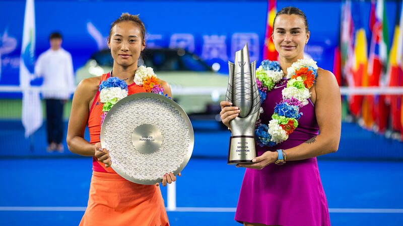Zheng_Qinwen_Faces_Sabalenka_in_Thrilling_WTA_Finals_Showdown___ - 🌍NewspaperAmigo – Your Global News Buddy 🗞️ Zheng_Qinwen_Faces_Sabalenka_in_Thrilling_WTA_Finals_Showdown___