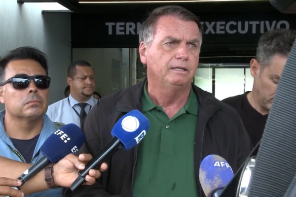 Bolsonaro in Hot Seat as Brazil Court Weighs Coup Trial 🌩️⚖️ Bolsonaro in Hot Seat as Brazil Court Weighs Coup Trial 🌩️⚖️ video poster