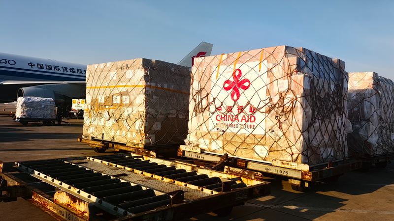3EPJHXJ5HCRGLAFZOI1X - 🌍NewspaperAmigo – Your Global News Buddy 🗞️ 🇨🇳🤝🇲🇲 China Delivers Emergency Aid to Myanmar After Earthquake 🌍