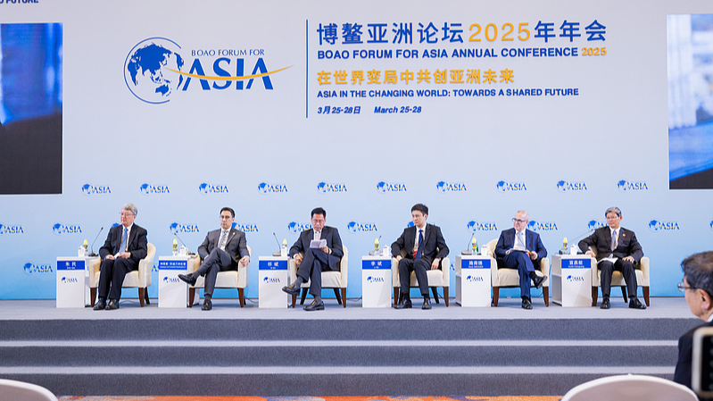China Drives Global Supply Chain Stability Amid Rising Protectionism 🌐🚄