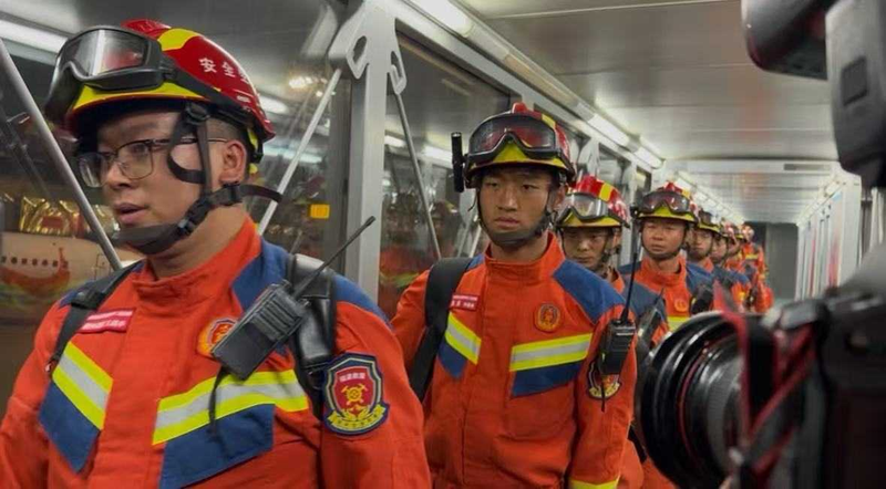 6QFQJOU0DDJLVWVG68CK - 🌍NewspaperAmigo – Your Global News Buddy 🗞️ China Sends Rescue Team to Aid Myanmar After Powerful Earthquake 🌍🚑 video poster