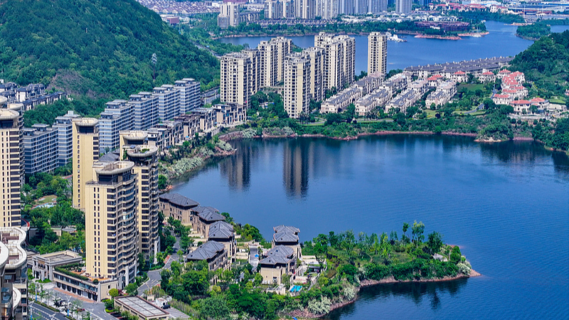 China Raises the Roof on Housing Standards with Eco-Friendly Rules 🏠✨